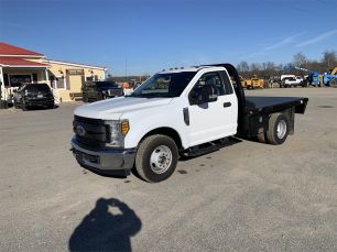 Photo of a 2018 Ford F350 XL