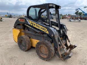Photo of a 2017 New Holland L218