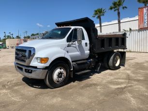 Photo of a 2011 Ford F750