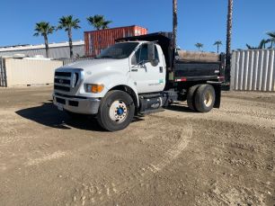 Photo of a 2015 Ford F750