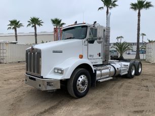 Photo of a 2018 Kenworth T800