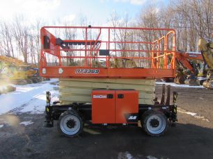 Photo of a 2021 JLG RT3369