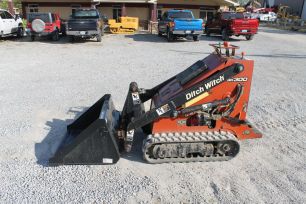 Photo of a 2004 Ditch Witch SK300