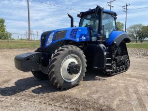 Photo of a  New Holland T8.410
