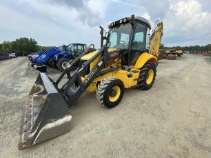 Photo of a 2015 New Holland B95C