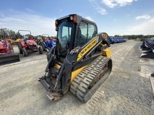 Photo of a 2016 New Holland C232