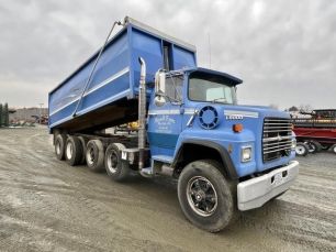 Photo of a 1989 Ford L9000