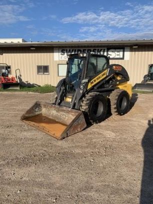Photo of a 2021 New Holland L328