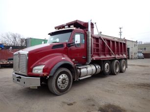 Photo of a 2014 Kenworth T880