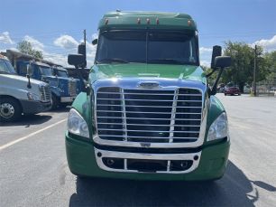 Photo of a 2017 Freightliner CASCADIA 125