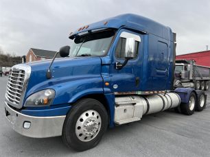 Photo of a 2016 Freightliner CASCADIA 125