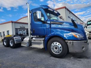 Photo of a 2024 Freightliner CASCADIA 126